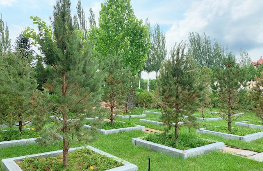 西安霸陵墓園價位-西安霸陵新區(qū)墓園電話