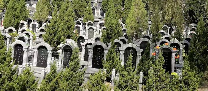 西安白鹿原公墓坐北朝南，歡迎選購