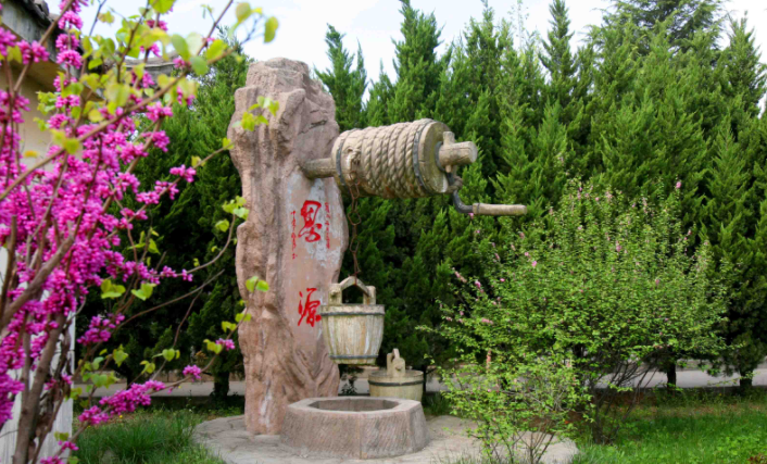 西安鳳棲山墓園北區(qū)可乘坐、路公交車(chē)抵達(dá)